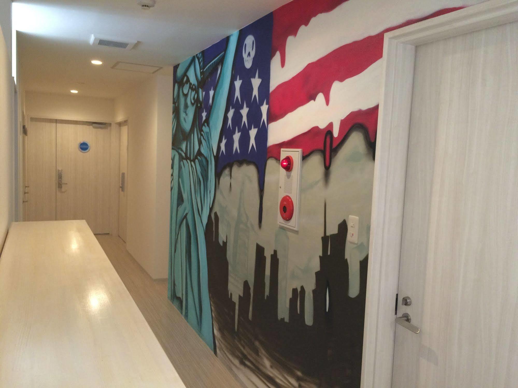 Ark Hostel Osaka Buitenkant foto
