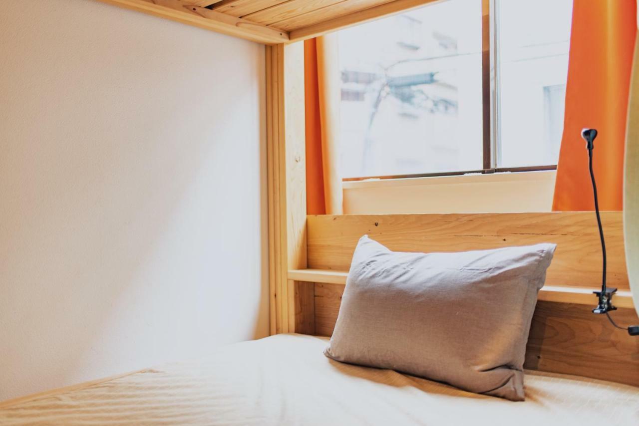 Ark Hostel Osaka Buitenkant foto
